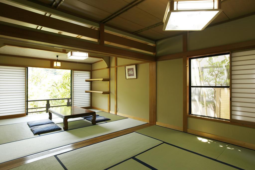 Irorino Yado Sankichi Hotel Izu  Bagian luar foto